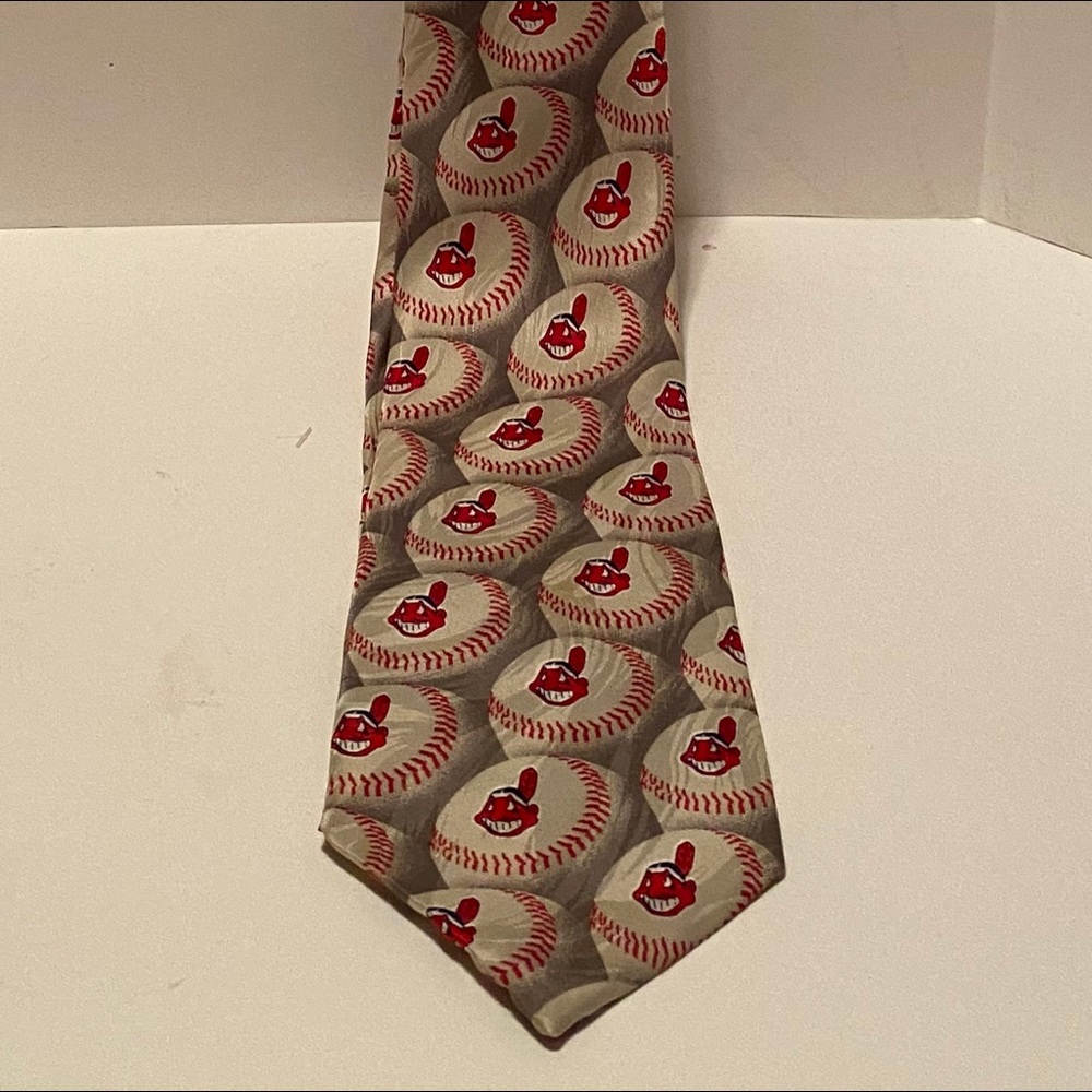 Vintage Cleveland Indians Tie